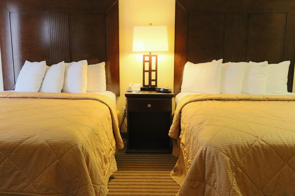 Frontier Hotel ヒューストン 部屋 写真